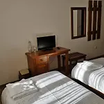 Todeva House And Tavern Hotel 3*