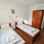 Todeva House And Tavern Hotel