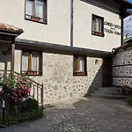 Hotel Todeva House And Tavern 3*