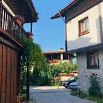 Todeva House And Tavern