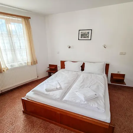 Ξενοδοχείο Todeva House And Tavern