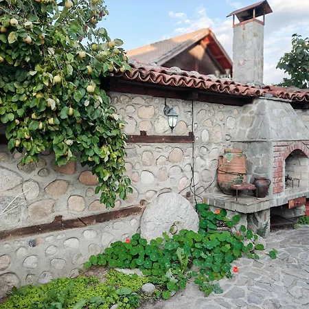 Todeva House Hotel&tavern