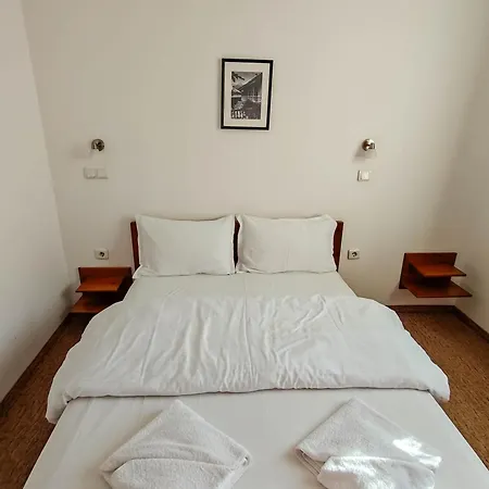 Todeva House And Tavern