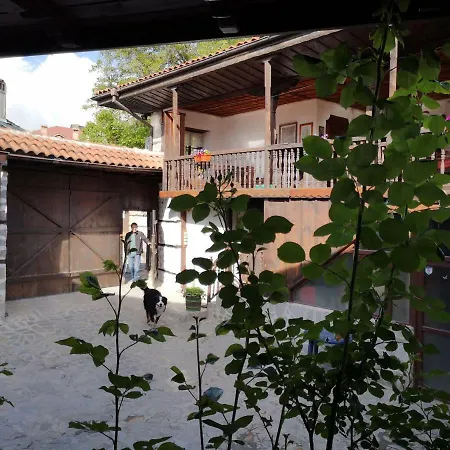 Hotel Todeva House And Tavern