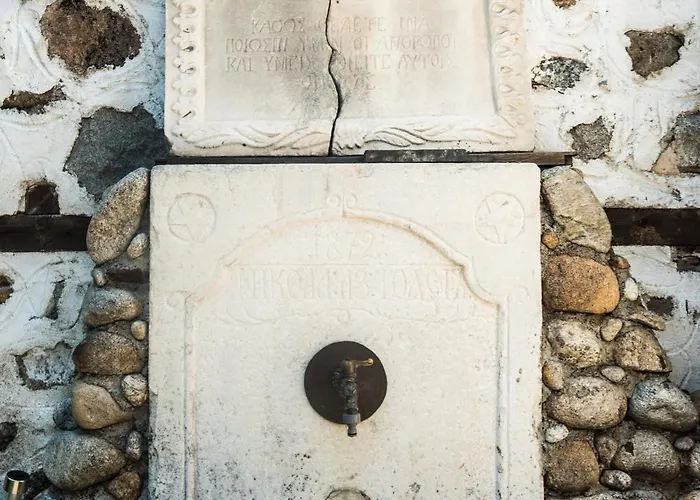 Ξενοδοχείο Todeva House And Tavern 3*