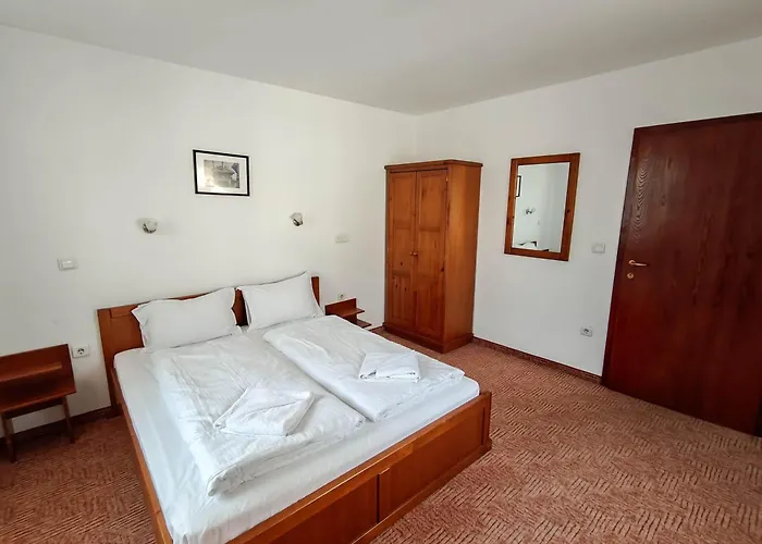 Todeva House And Tavern Ξενοδοχείο 3*