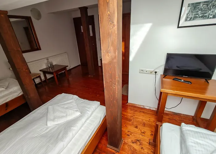 Ξενοδοχείο Todeva House And Tavern 3*