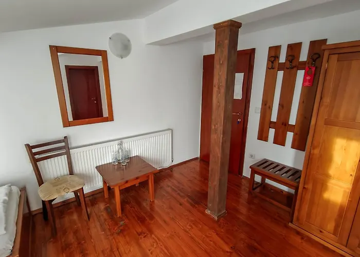 Todeva House And Tavern