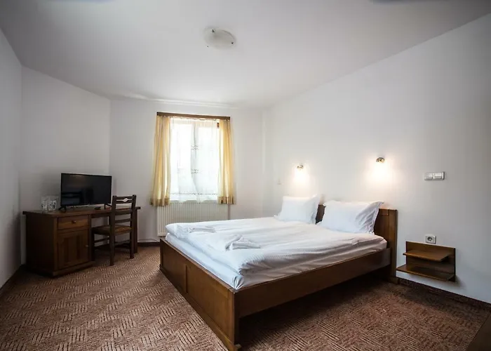 Todeva House And Tavern فندق 3*